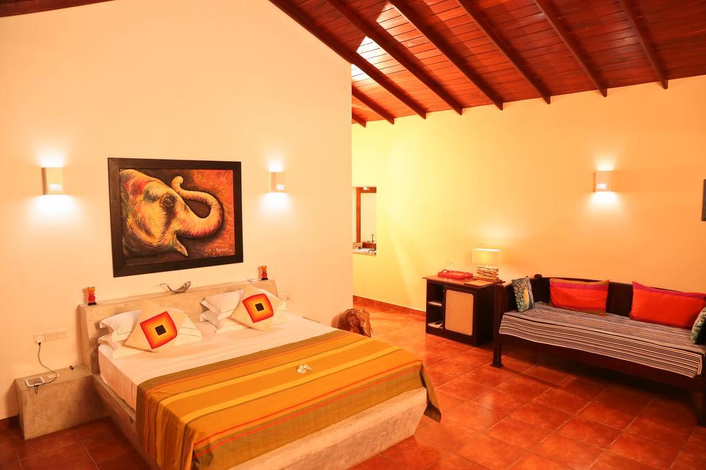 Shangri-Lanka Village Тисамахарама Екстериор снимка