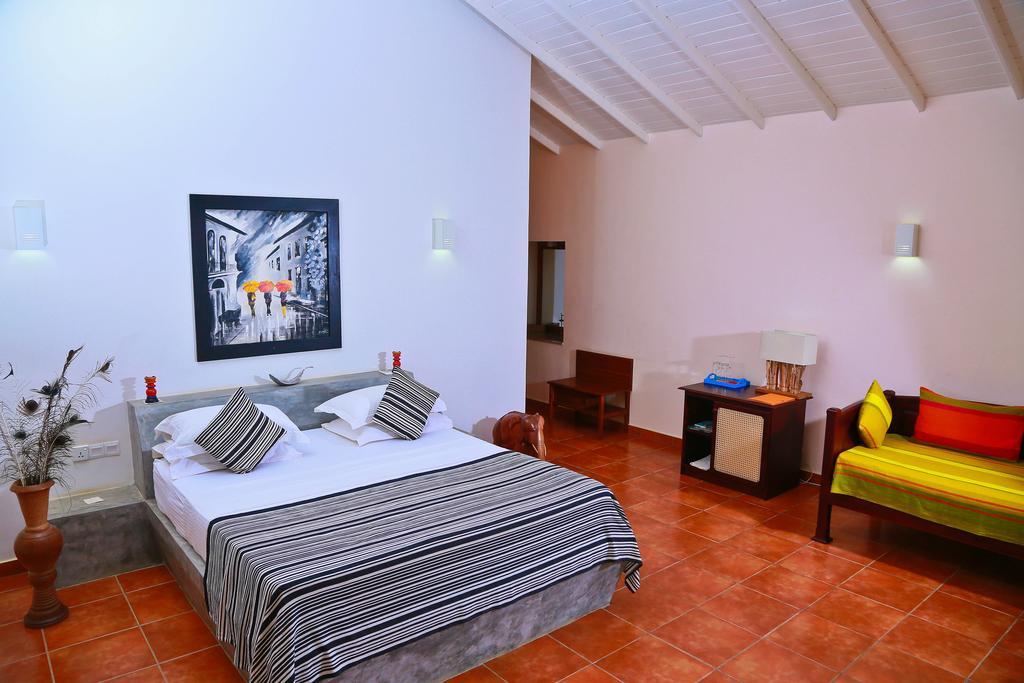 Shangri-Lanka Village Тисамахарама Екстериор снимка
