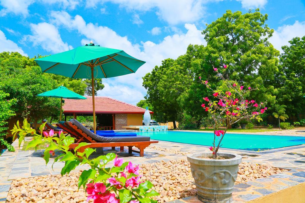 Shangri-Lanka Village Тисамахарама Екстериор снимка